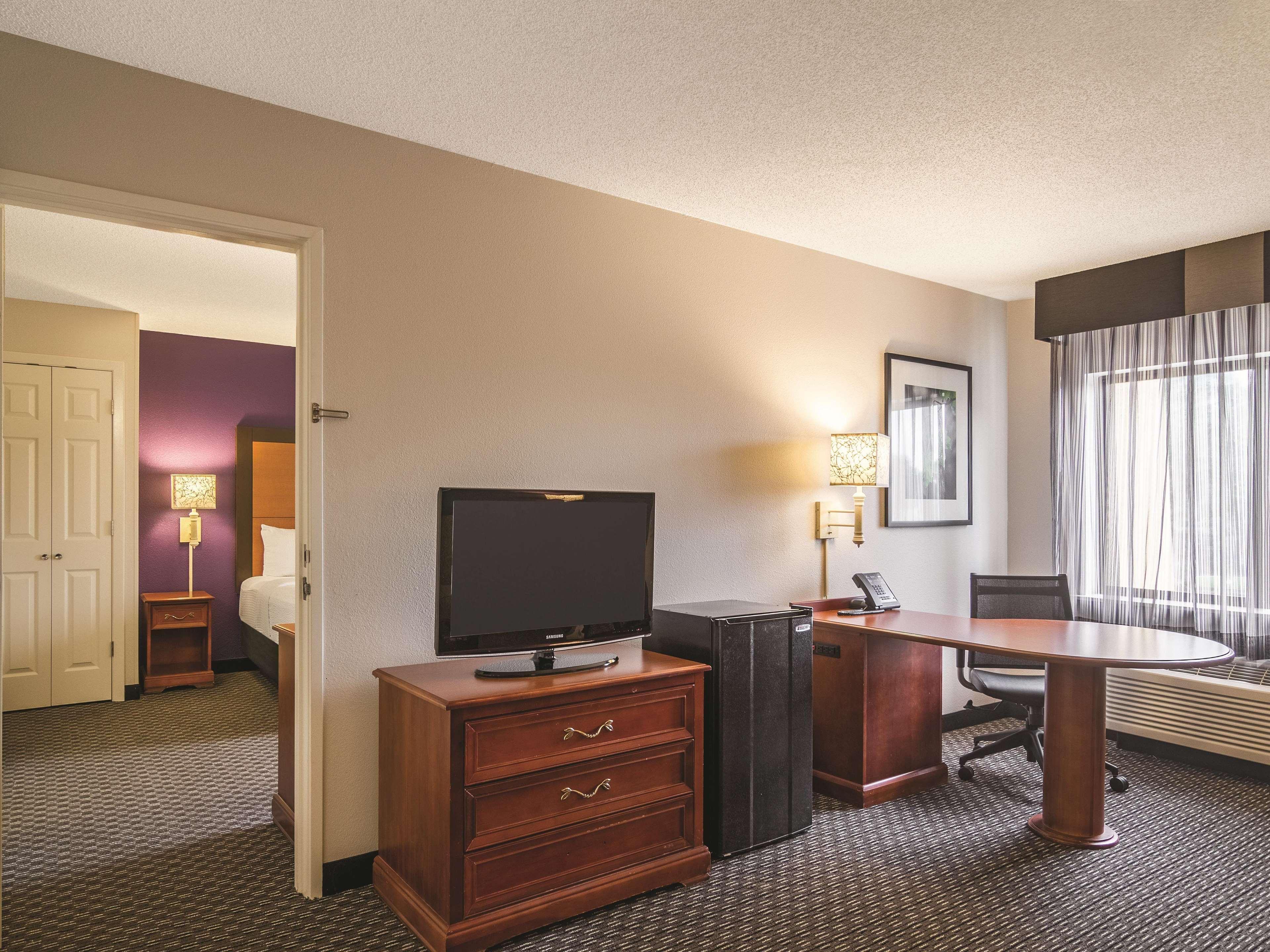 Wingate By Wyndham Brunswick Ga I-95 Hotel Exterior foto